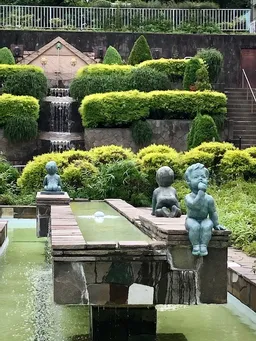 スリーベイビーズ