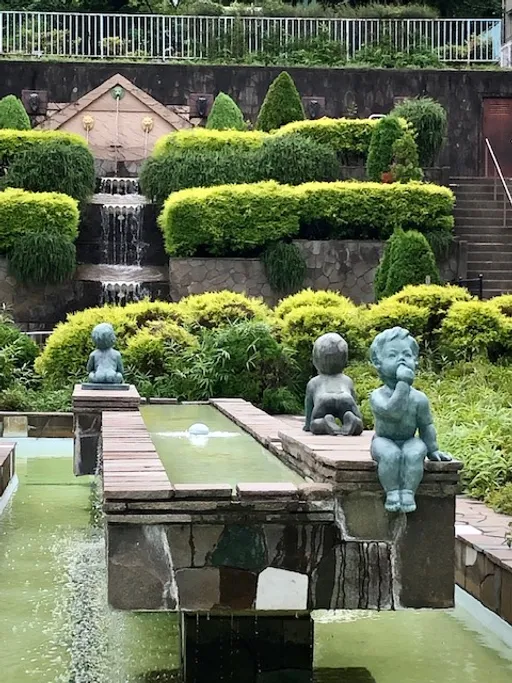 スリーベイビーズ