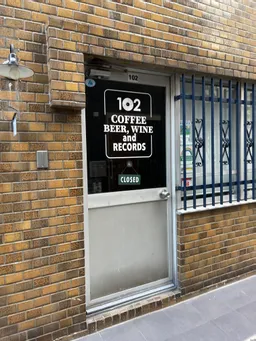 路地の中。閉まってるー！