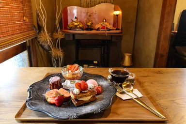 新メニューが、楽しませてくれます！
皆足姫
いちごプレート(ドリンク付き)