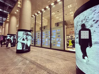 スーパーモデル