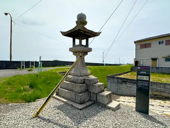 ②金岡湊常夜灯