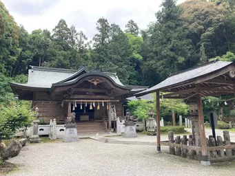 讃岐國二宮　大水上神社